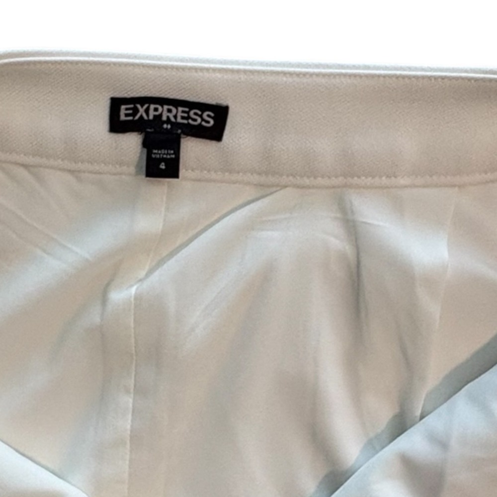 Express White A-Line Mini Skirt‎ with Front Gold Ring Zipper Black Trim Size 4 - Picture 7 of 8